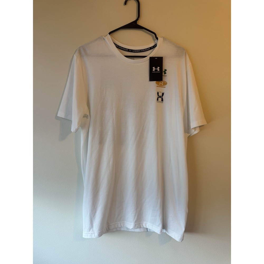 Under‎ Armour Mens White Tshirt. Size Large With Large Logo On Back